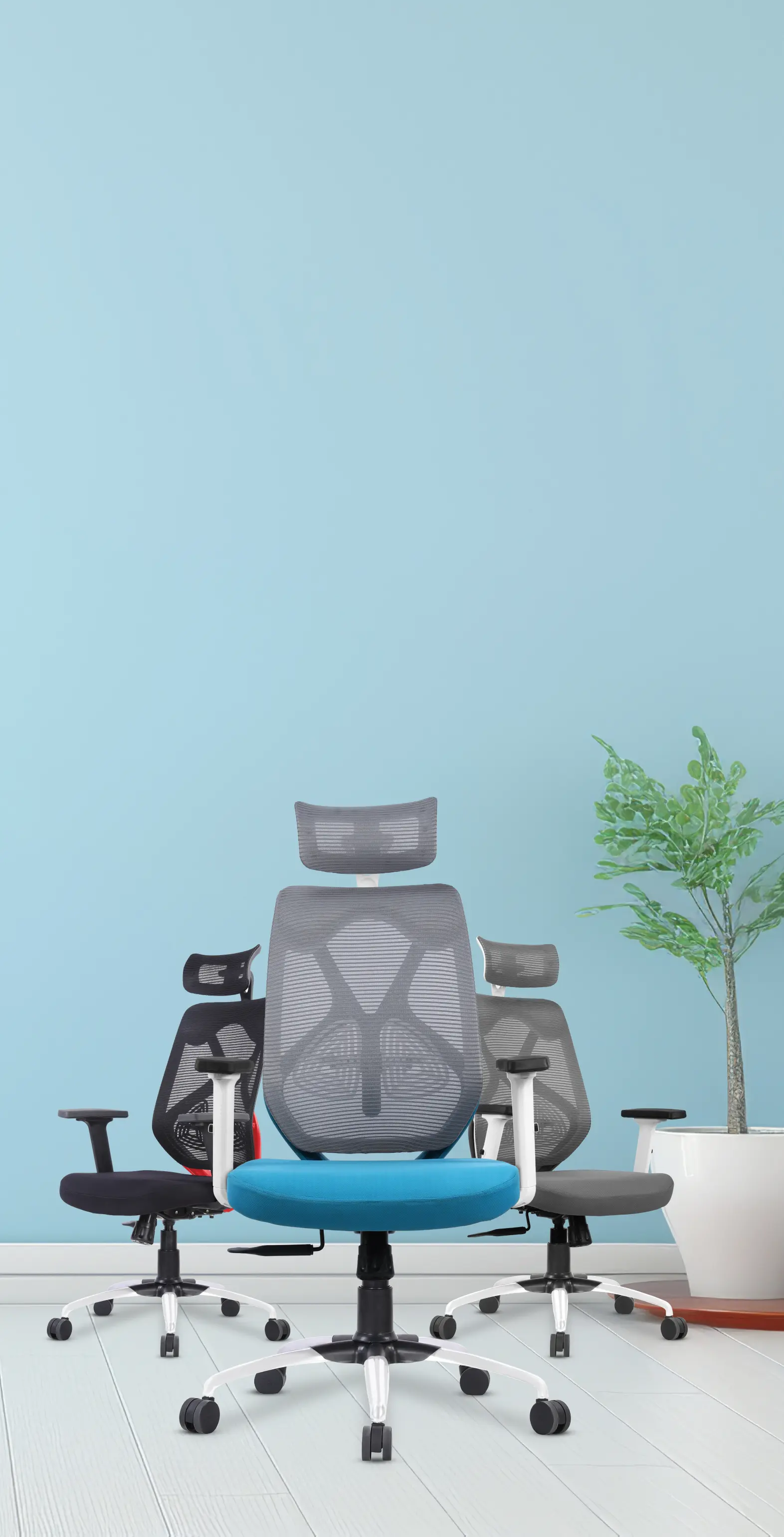 Minimalist banner featuring an ergonomic chair for enhanced comfort